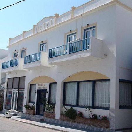 Hotel Meltemi Adamantas  Exterior photo